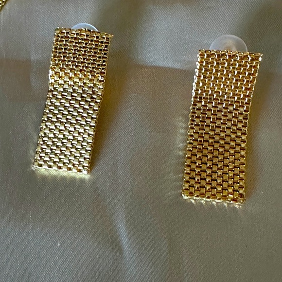 NWT Golden Plated Copper Jewelry Set. - Picture 5 of 7